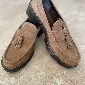 Born Tan Suede Tassel Loafers